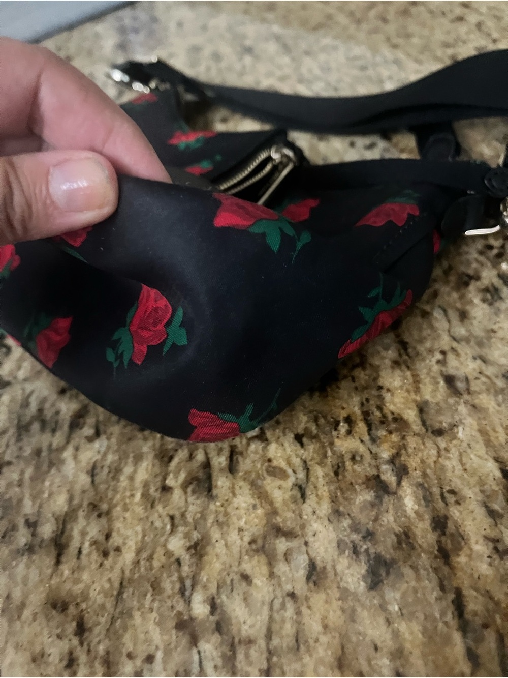 EUC Kate Spade nylon Chelsea Rose Crossbody Bag & Coin Purse - Picture 9 of 14